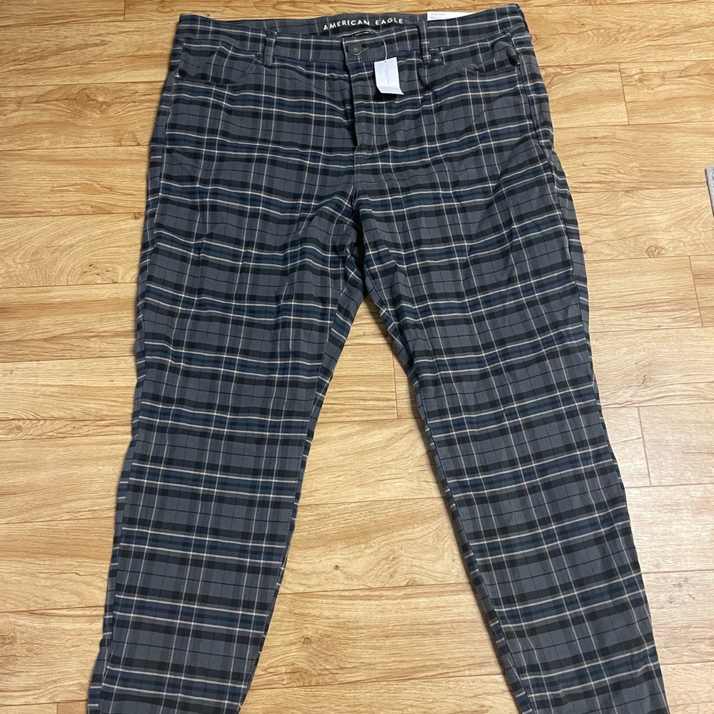 American Eagle Hi-Rise Jeggings NWT 20L